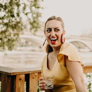 Meet your Posher, Laura